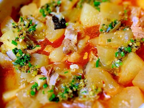 冬瓜と豚ロースカツ肉の韓国風( ›ω‹ )土鍋煮込